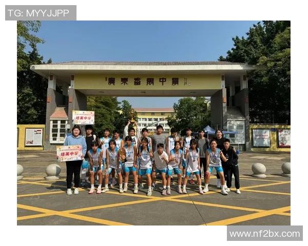 广州篮球队技术争议引发热议球迷与专家各抒己见探讨未来发展方向 广州篮球队技术争议引发热议球迷与专家各抒己见探讨未来发展方向