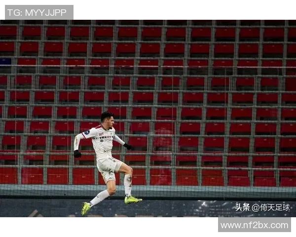 圣克拉拉迎战本菲卡争夺联赛关键三分的精彩对决 圣克拉拉迎战本菲卡争夺联赛关键三分的精彩对决